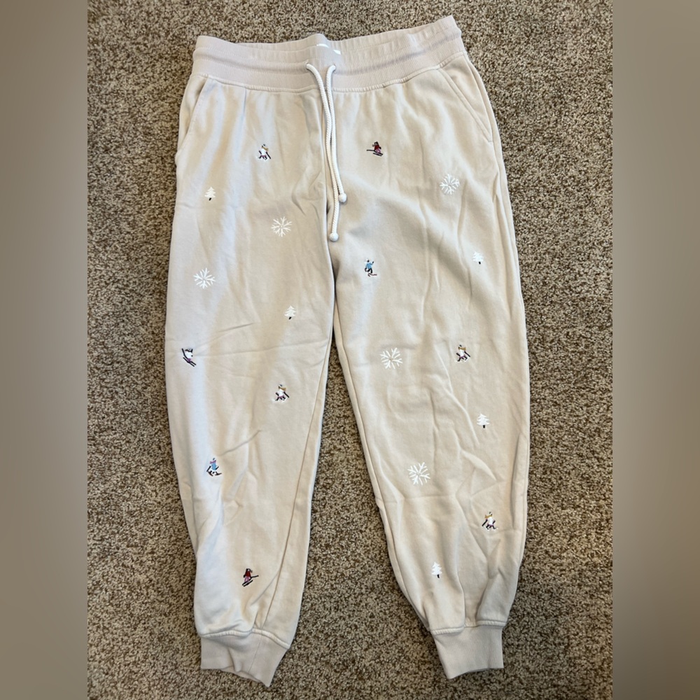 Lou & Grey top and pants leisure sweat set. Size L. Ski and winter embroidered. - Picture 9 of 16